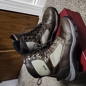 Cabela's Gore Tex Boots mens 10d
